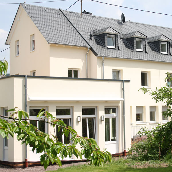 Frontfoto des Wohnhauses Am Pfarrgarten