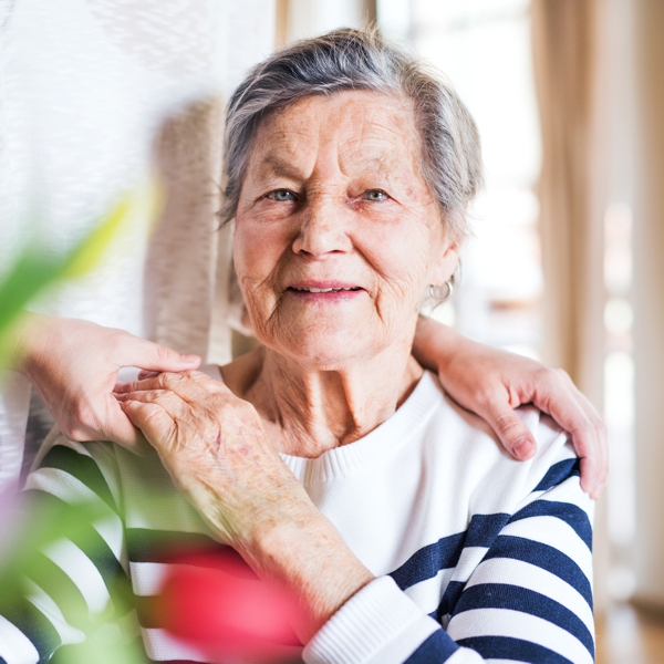 alte Dame in Demenz-WG