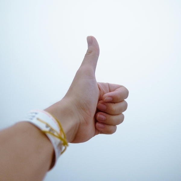 Daumen nach oben